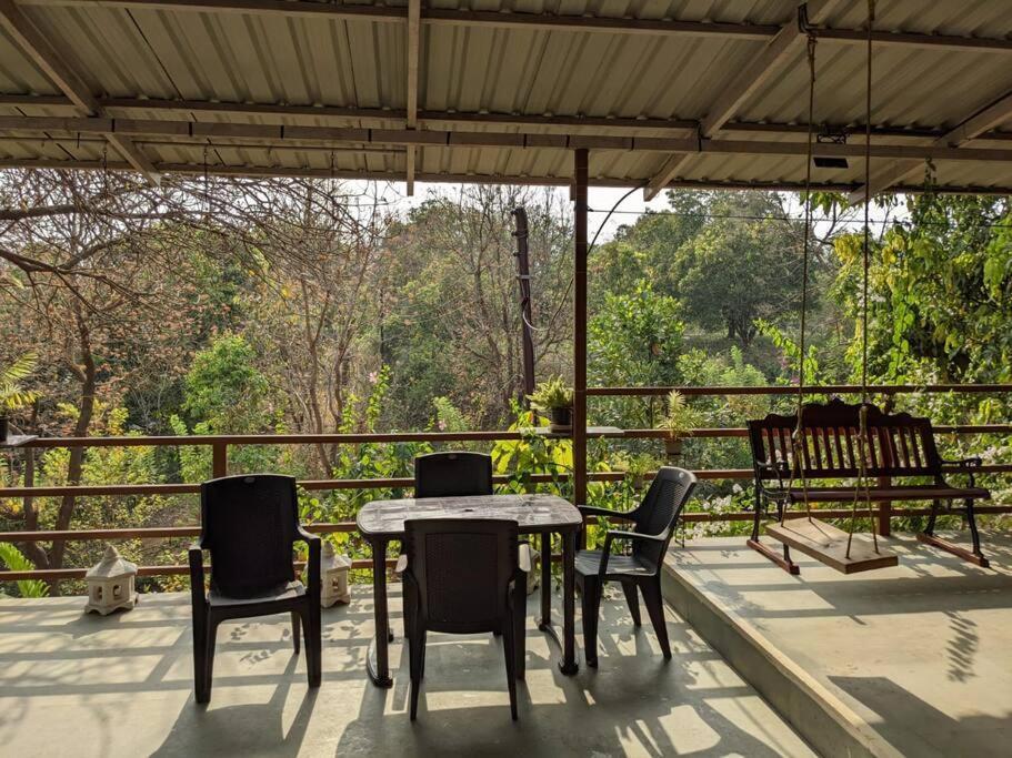 Lobville Homestay Karjat Extérieur photo